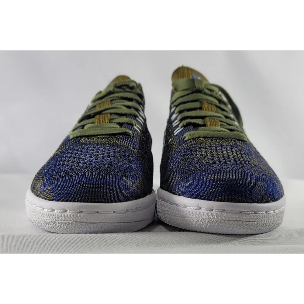 NIB Wms Sz 6 Nike Tennis Classic Ultra Flyknit Olive Flak/White-Deep Royal-Black